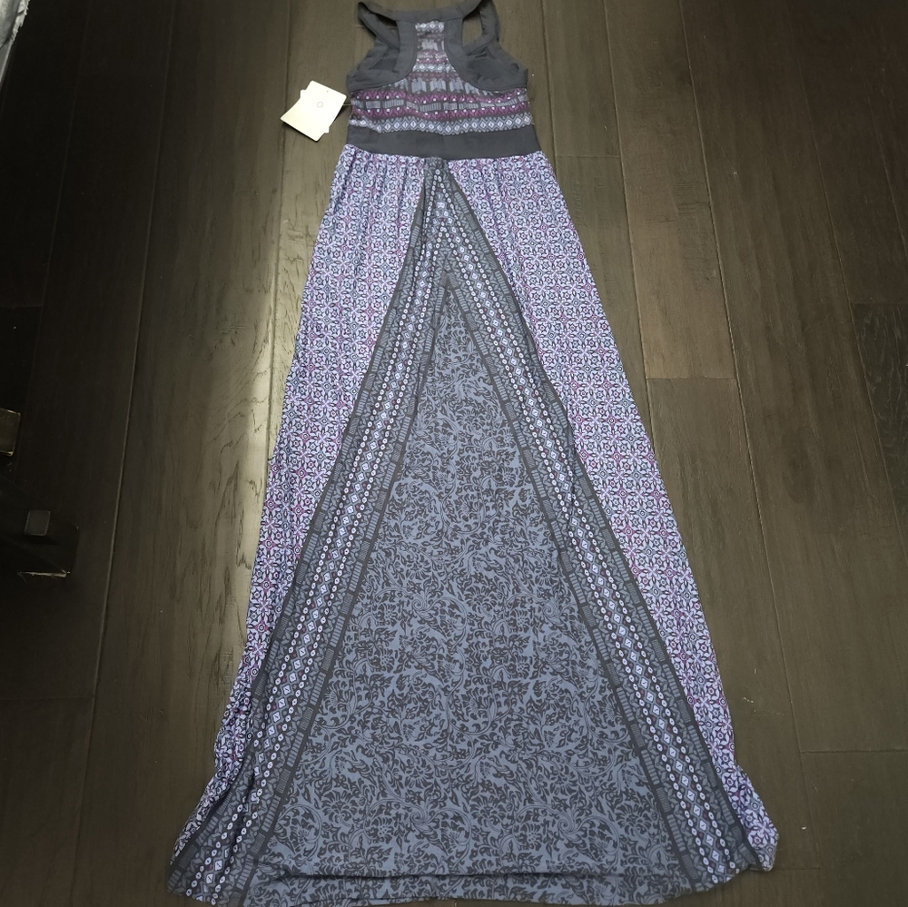 NWT Athleta Rio Maxi Dress Racerback Purple Printed XS has built in shelf bra. - Picture 7 of 12